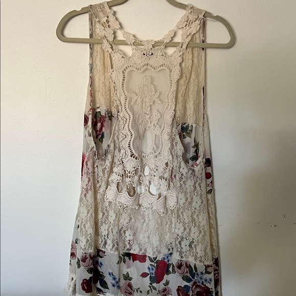 Boho-style Open Front Lace Fringe Vest Size Medium - Picture 4 of 6